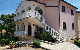 Apartment Ruzmarin